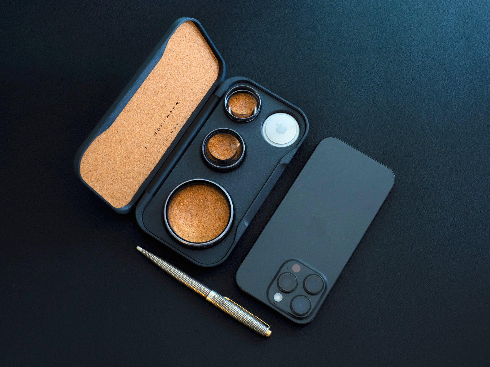 


Close-up of Multi Lens Case carbon-fibre reinforced polymer surface and cork lining
