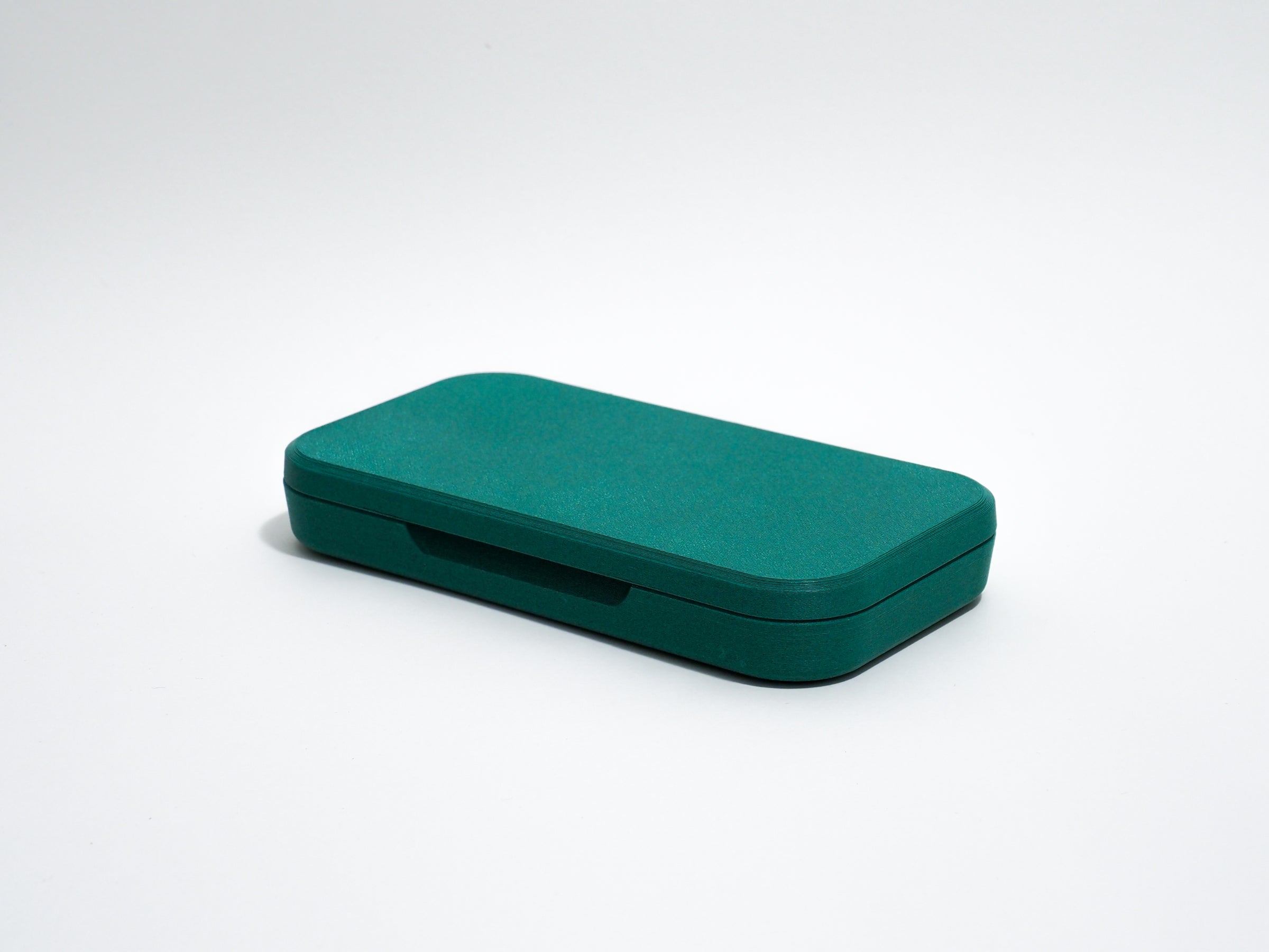 


    
Multi Lens Case in Forest Green color option
  
